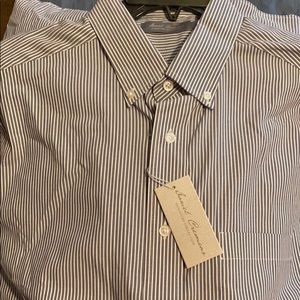 Men’s shirt size large